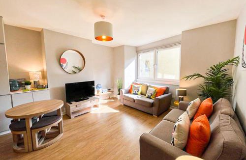 Old Town Apartment | Charming Old Town 2 Bed Apt, 2mins from Royal Mile