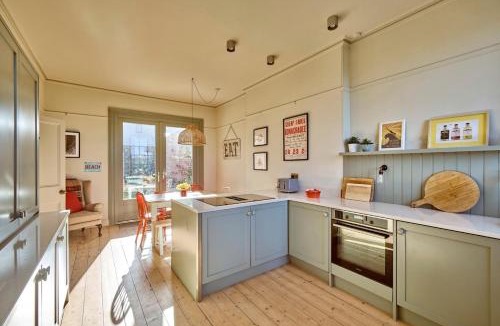 Donaghadee House | Charming townhouse with sunny garden