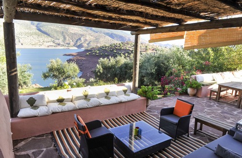 Bine el Ouidane House | Charming villa on the lake with pool