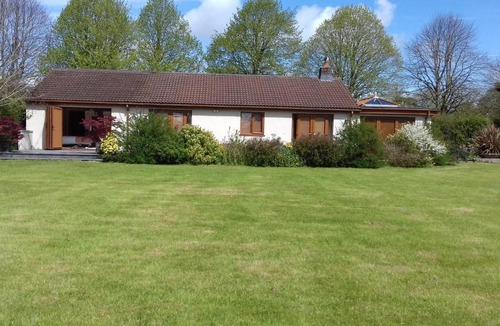 Chew Magna Villa | Chew Valley Cottage (west End Cottage)