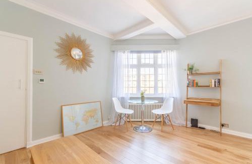 St. Pancras Apartment | Chic 1 Bed Studio Flat in Popular Bloomsbury