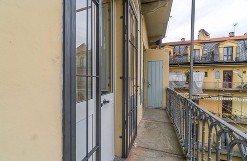 Cit Turin Apartment | Chic Mini Studio x2 within walking distance of Porta Susa