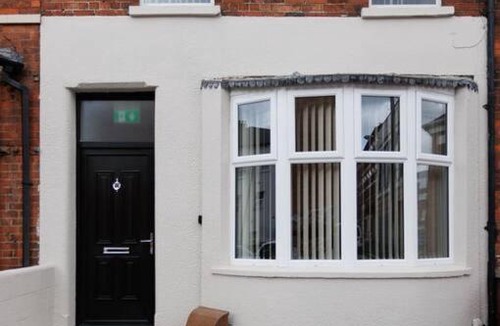 Belfast City Centre Apartment | Chic studio sleeps 2 in Belfast City Centre