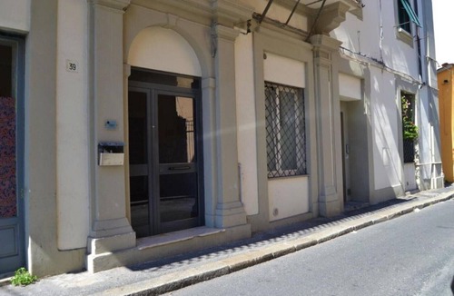 Livorno Apartment | CITY CENTER APARTMENT