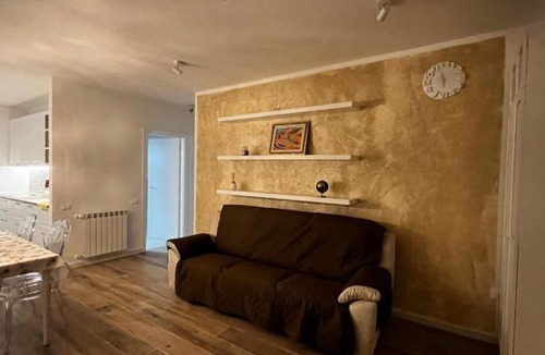 Iglesias Historic Centre House | Claretta’s Home