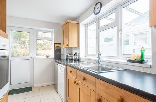 Crantock Cottage | Clovelly Cottage, Crantock, near sandy beaches