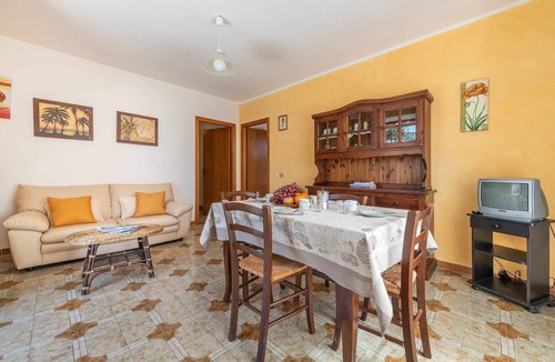 Cala Gonone Apartment | COLLODI HOUSE: convenient to the beach and main services