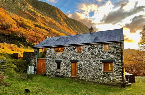 Tywyn Cottage | Converted Watermill With Beautiful River And Majestic Mountains On Doorstep