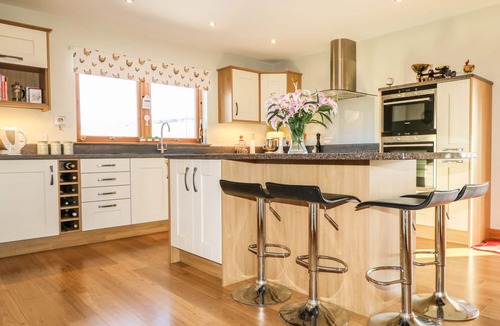 Grantown-on-Spey Cottage | CORRIEMHOR BEAG, pet friendly, with a garden in Grantown-On-Spey