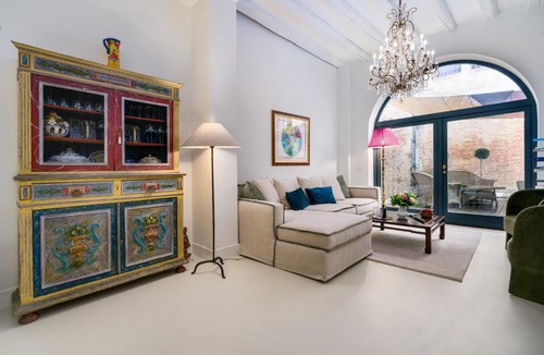 Dorsoduro Apartment | Corte della Palma Superb Venetian Garden
