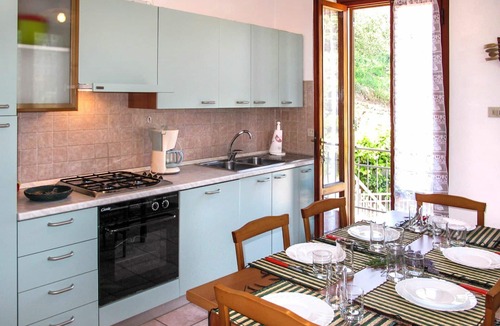 Santa Lucia Apartment | Cosy apartment for 10 people with WIFI, TV and terrace