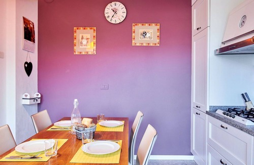 Lecco Apartment | Cosy apartment for 6 guests with WIFI, TV and patio