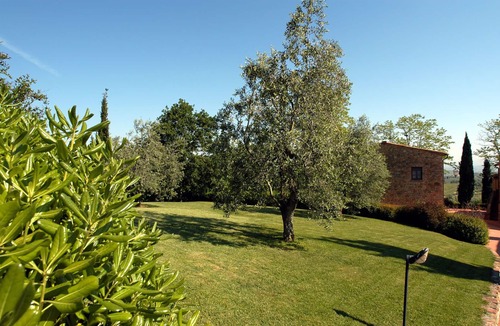 Montaione Apartment | Cosy apartment for 6 guests with WIFI, pool, A/C, TV and pets allowed, close to San Gimignano