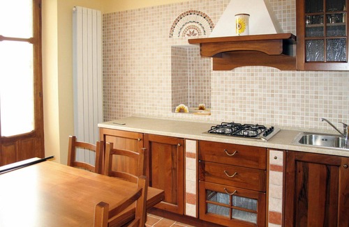 Cossombrato Apartment | Cosy apartment for 4 guests with WIFI, pool, TV, patio and pets allowed