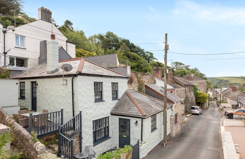 Pentewan Cottage | Cosy Cornish Cottage By The Sea and Local Pub
