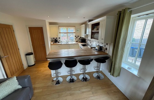 Badby Cottage | Cottage In Great Central Village Location. Country Walks Available.