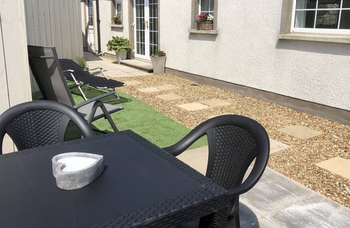 Cloughey Cottage | Cottage near the sea side (2 bedrooms with 2 double beds plus 2 fold down beds