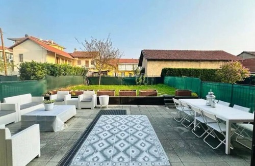 Piossasco Apartment | Cozy apartment with mountain view from back deck and fenced in yard.