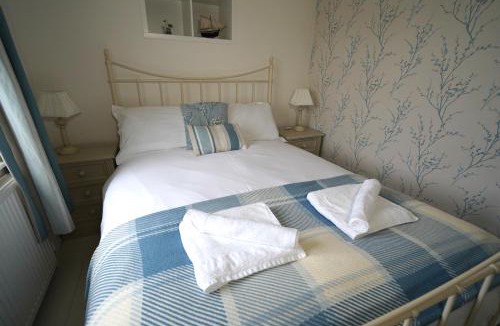 Carnlough House | Cranny Cottage Carnlough