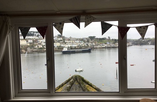 Polruan Apartment | Crow’s Nest, Polruan with mesmerising views!