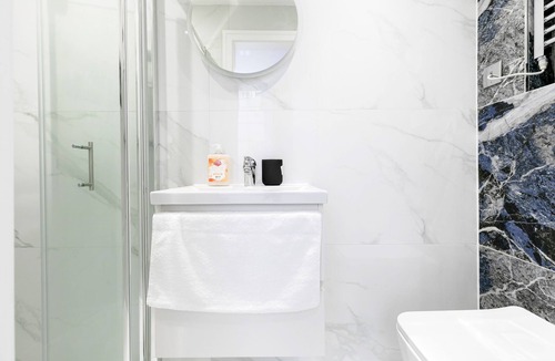 City of Westminster Apartment | Cute Studios in Central London - Lower Ground