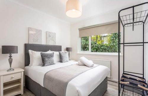 Prestwick Apartment | Cuthbert House