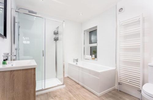 Prestwick Apartment | Cuthbert House