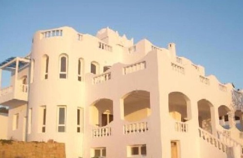 Feddane Chappo Villa | Dar Bahra opens its doors to you to fill your stay with magic. Enjoy your time with us in serenity