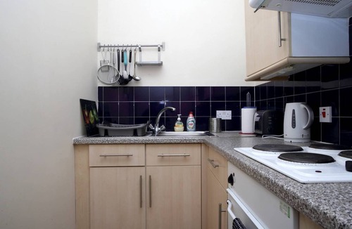 Old Town Apartment | Delightful Old Town Apartment 5 minutes walk from Royal Mile & Edinburgh Castle