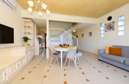Sirmione Apartment | DesenzanoLoft Eden lake view with private beach