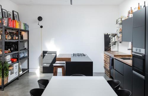 Vanchiglietta Apartment | Design Loft with Free Private Parking