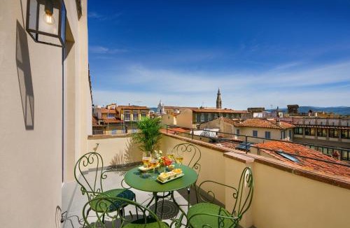 Santa Croce Apartment | Donna Lipsi - La Dimora degli Affreschi Florence