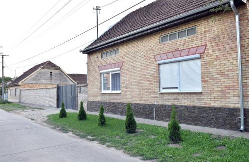 Vojvodina Apartment | Dora Apartman
