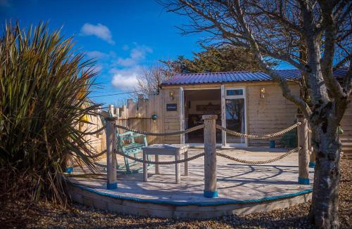 Saint Gennys Ski Chalet | Driftwood