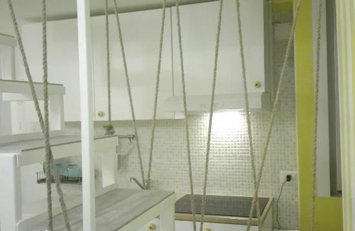 Quartieri Spagnoli Apartment | Due passi a Chiaia