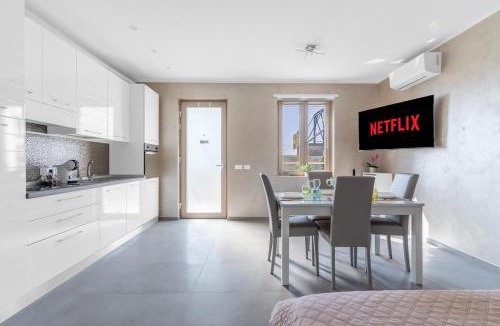 Castiglione delle Stiviere Apartment | Eden Suite, Patio & BBQ near Lake Garda