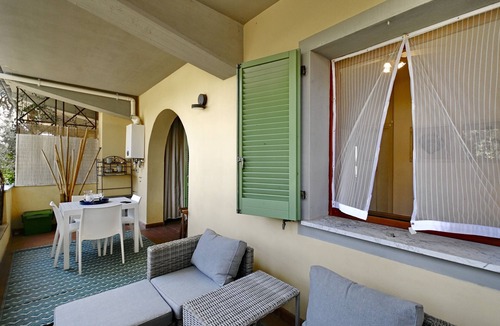 Cinquale Apartment | ELEGANT APARTMENT 150 METERS FROM THE SEA CINQUALE - FORTE DEI MARMI - VERSILIA