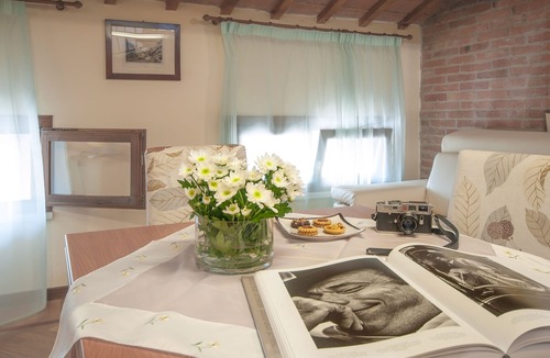 Montagnana Apartment | Elegant Apartment "Dei Dogi" with Breakfast Card Gift