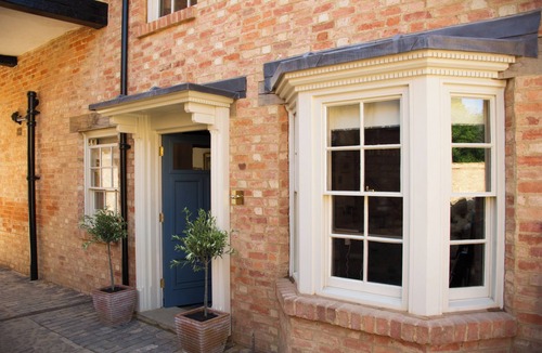 Towcester House | Elegant sumptuously decorated town house located in Towcester, Northamptonshire