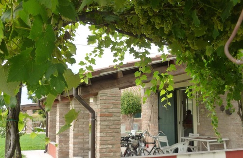 Melara House | ELENA in Corte SPINATA:Quiet little countryhouse on the PO cyclepath near VERONA