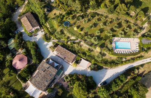 Ponzano di Fermo Villa | Exclusive Villa for 19, panoramic pool, air con and wi-fi