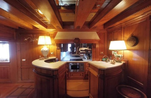 Santa Croce Apartment | Experience Authentic Venice Luxurious Apartment in Historic Noble Floor