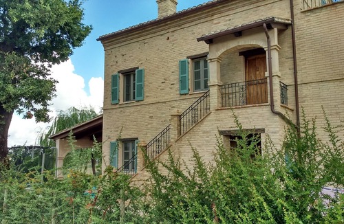 Montegiorgio House | Finestra sui Sibillini