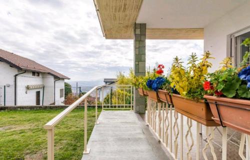 Almese Apartment | Fiori e Frutti Locazione Turistica