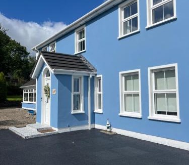 Londonderry Bed & Breakfast | Five Oaks