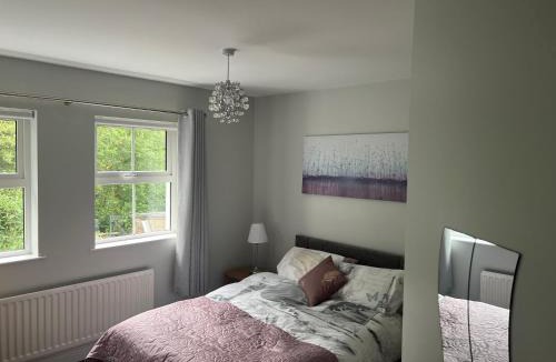 Londonderry Bed & Breakfast | Five Oaks