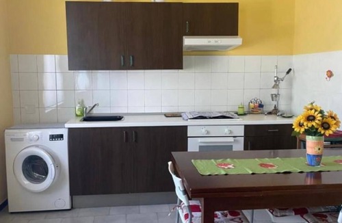 Guzman Apartment | Flaminia accommodation with its own parking lot 2 minutes from the historic center