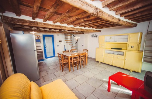Massa Apartment | Flat with terrace,A/C, Wi-Fi, pool, e-car charging station, family friendly