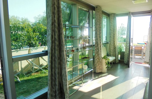 Marone Apartment | Frontlake Cristal Loft with garden