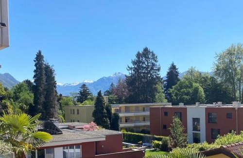 Minusio Apartment | Ful e Fra un oasi di pace in Ticino